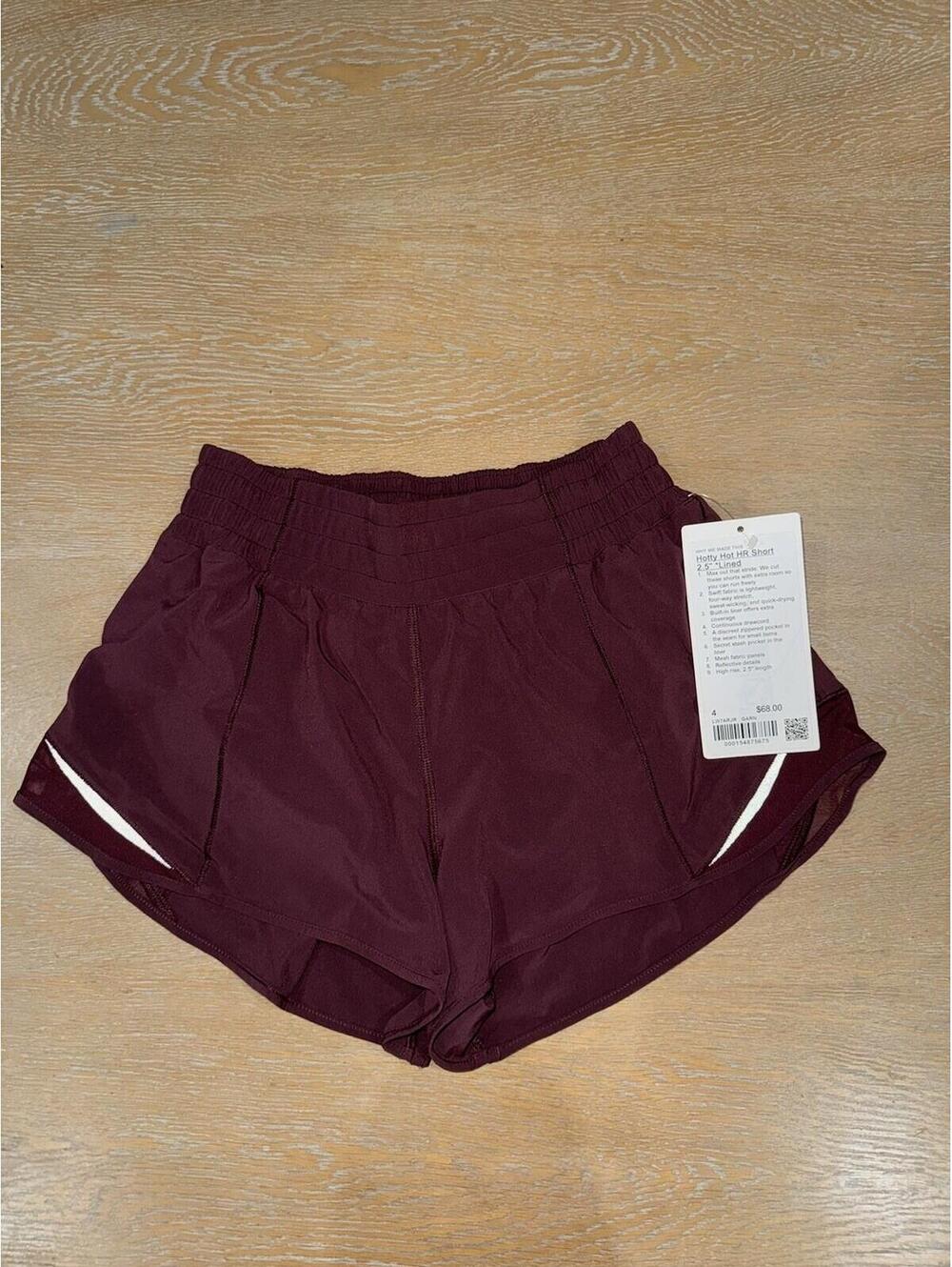 Lululemon Hotty Hot High-Rise Lined Short 2.5" SIZE 4 Garnet Maroon NWT